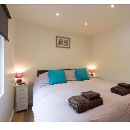 Apartmán Alexandra Annexe Bath Exteriér fotografie
