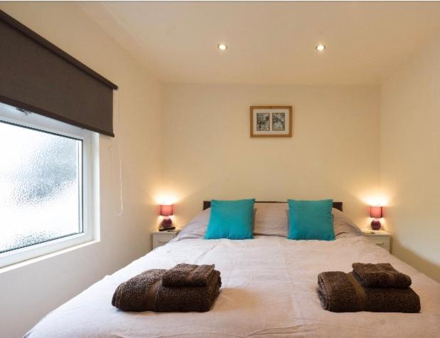 Apartmán Alexandra Annexe Bath Exteriér fotografie